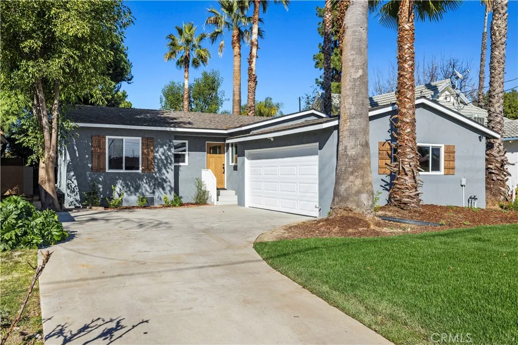 15933 Haynes Street, Van Nuys, California 91406 home-pic-1