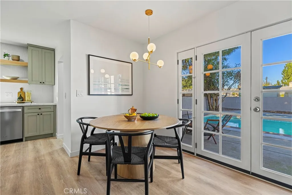 15933 Haynes Street, Van Nuys, California 91406 home-pic-6