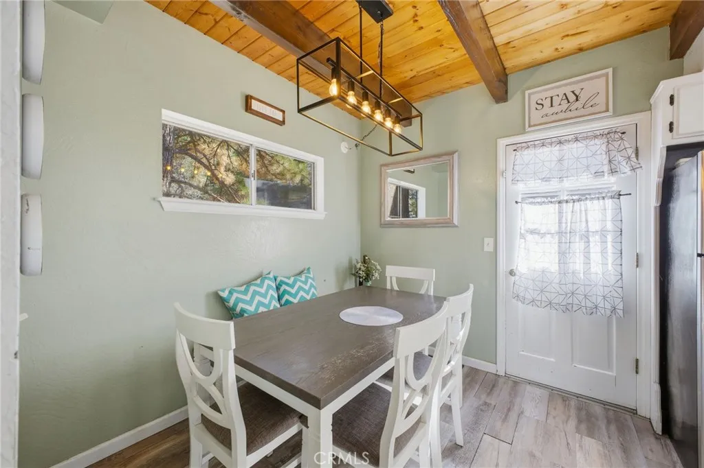33061 Bluebird, Running Springs, California 92382 home-pic-16