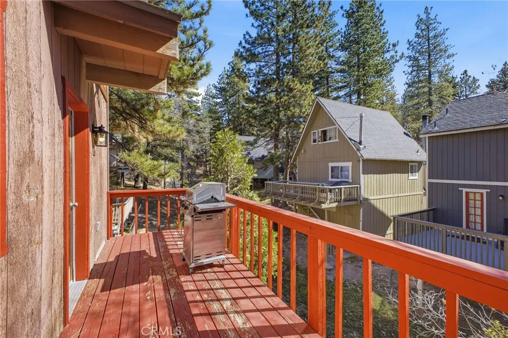 33061 Bluebird, Running Springs, California 92382 home-pic-37