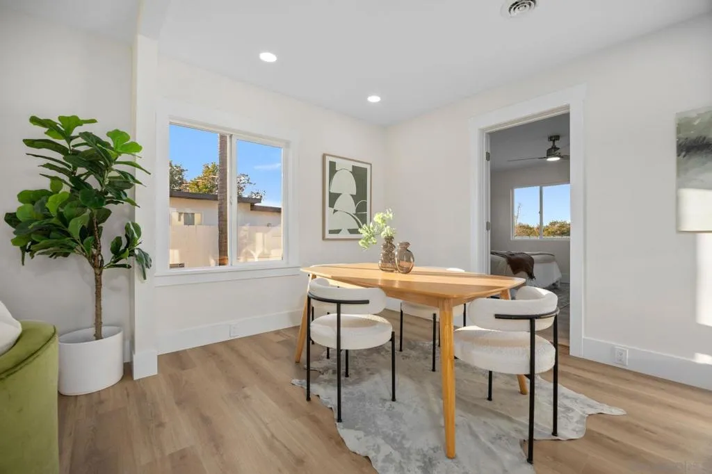 9428 Prospect Ave, Santee, California 92071 home-pic-6
