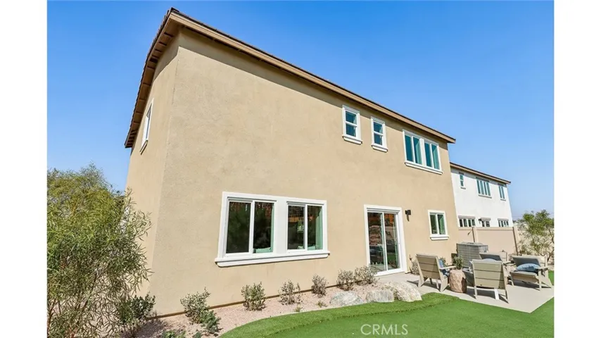 MODEL HOME BACK YARD
