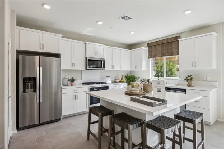 MODEL HOME