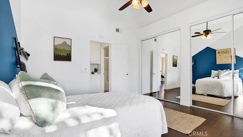 19431 57d Rue De Valore, Lake Forest, California 92610 home-pic-15