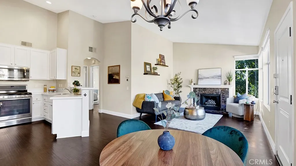 19431 57d Rue De Valore, Lake Forest, California 92610 home-pic-17