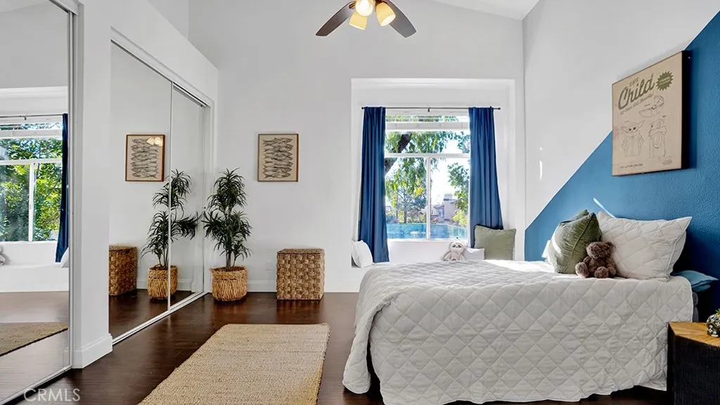 19431 57d Rue De Valore, Lake Forest, California 92610 home-pic-12