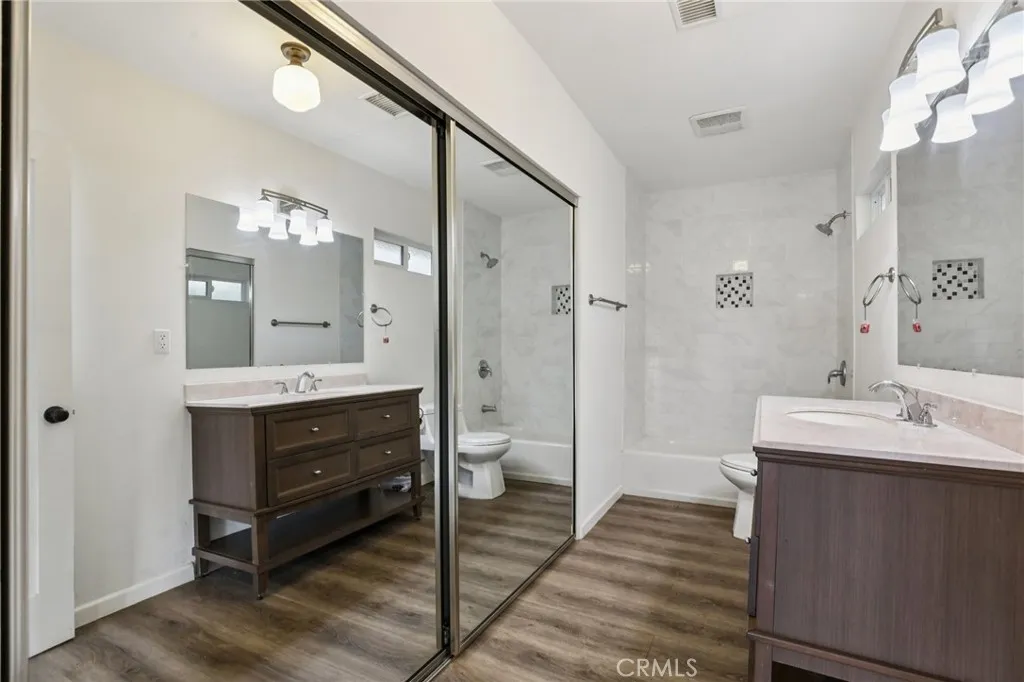 202 Mira Mar, Long Beach, California 90803 home-pic-12