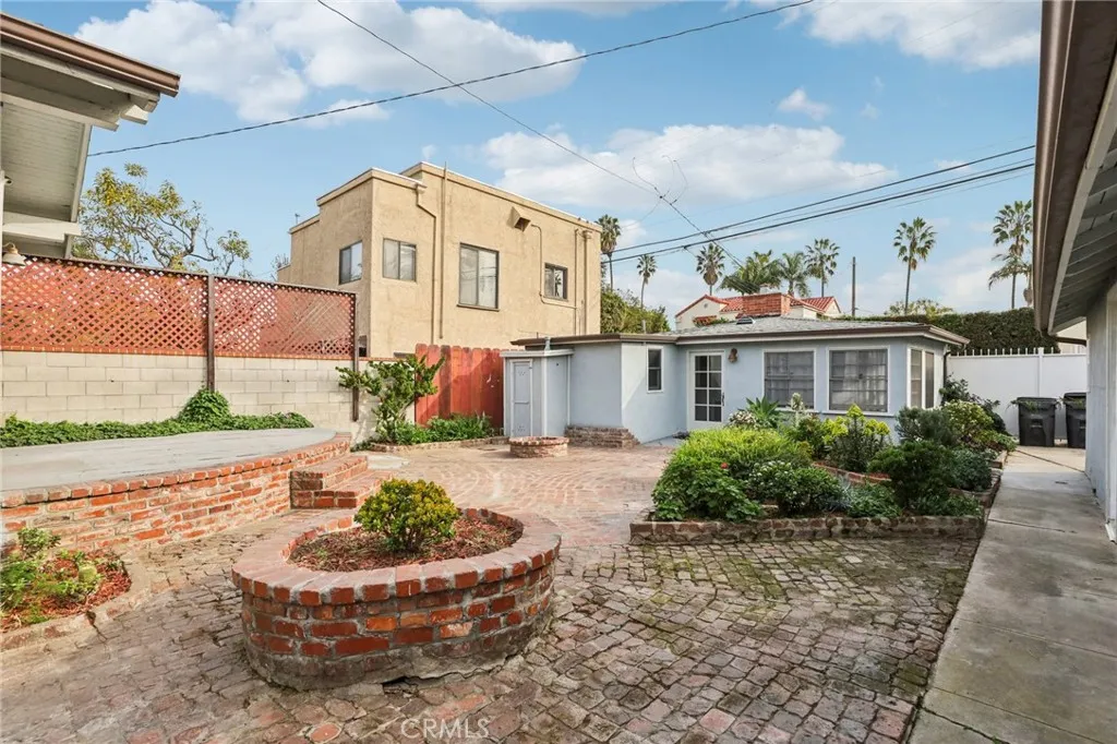 202 Mira Mar, Long Beach, California 90803 home-pic-37