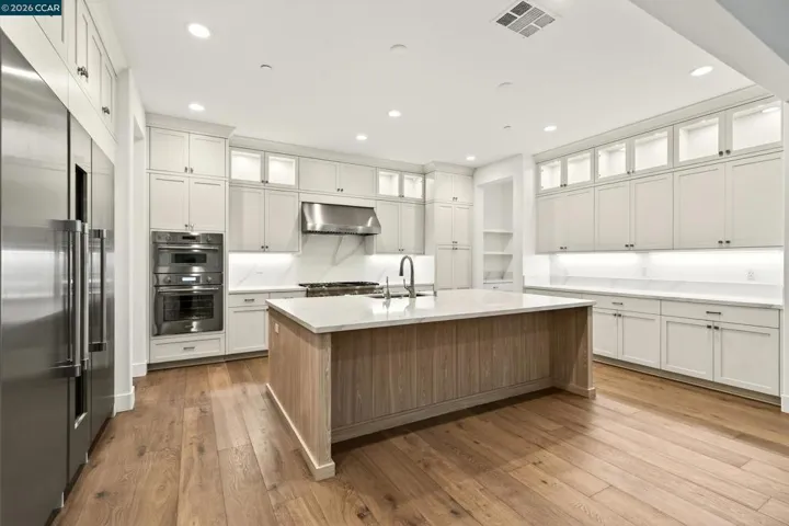 100 Tobiano Court, Danville, California 94506