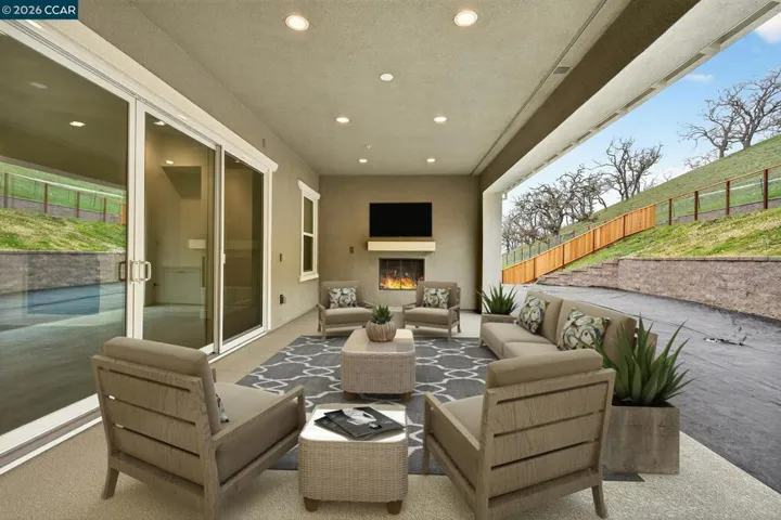 100 Tobiano Court, Danville, California 94506