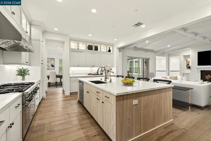 100 Tobiano Court, Danville, California 94506