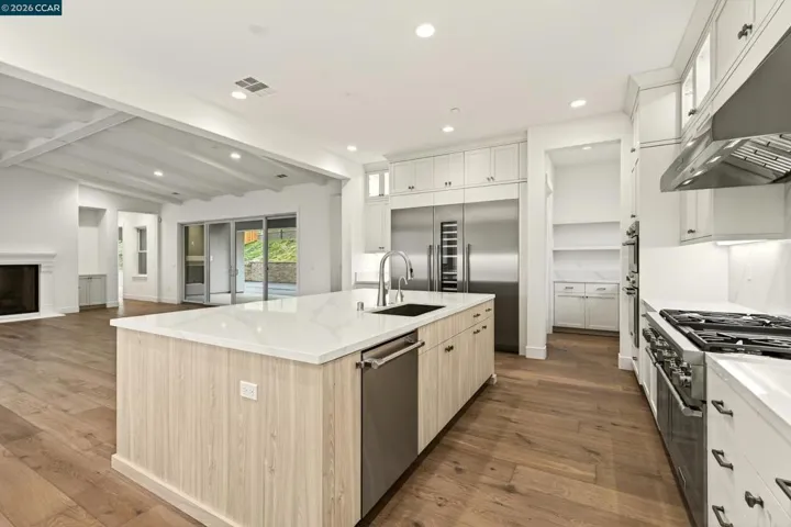 100 Tobiano Court, Danville, California 94506