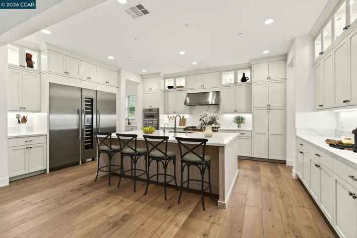 100 Tobiano Court, Danville, California 94506