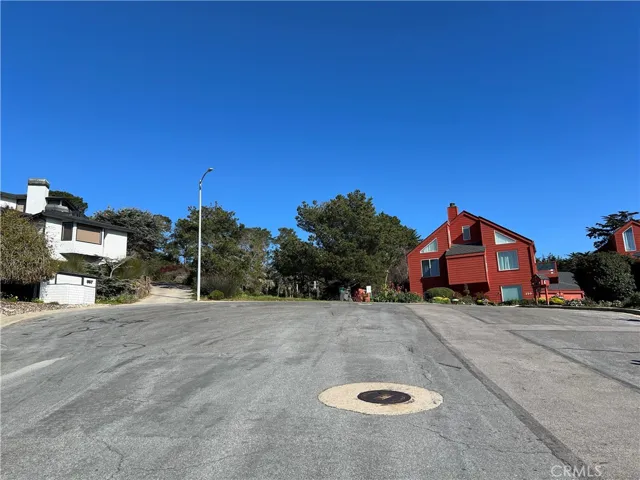 Looking South East up Chelsea Ln, a cul de sac.
