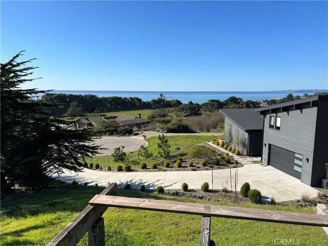 Sweeping Ocean Views. Looking out over Brighton Lane