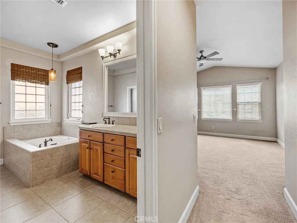 16194 Maricopa, Apple Valley, California 92307 home-pic-34