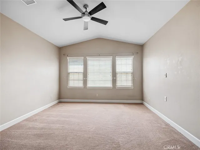 16194 Maricopa, Apple Valley, California 92307