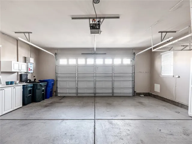 16194 Maricopa, Apple Valley, California 92307
