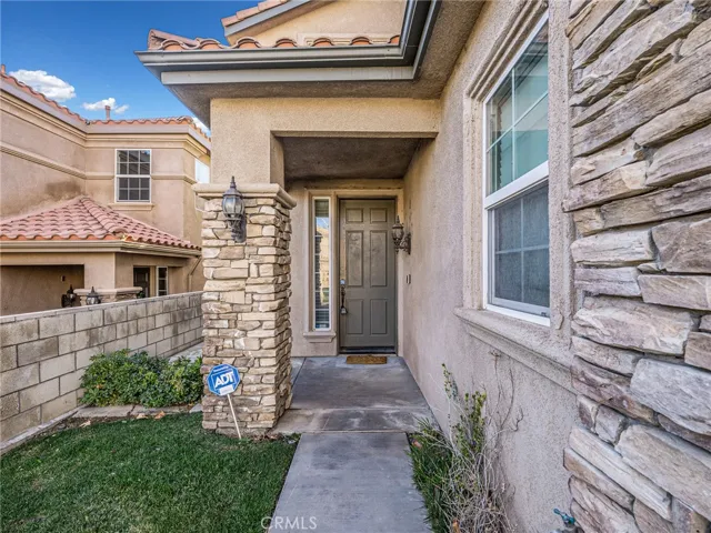 16194 Maricopa, Apple Valley, California 92307