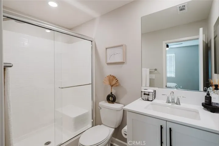 Guest Suite Bathroom