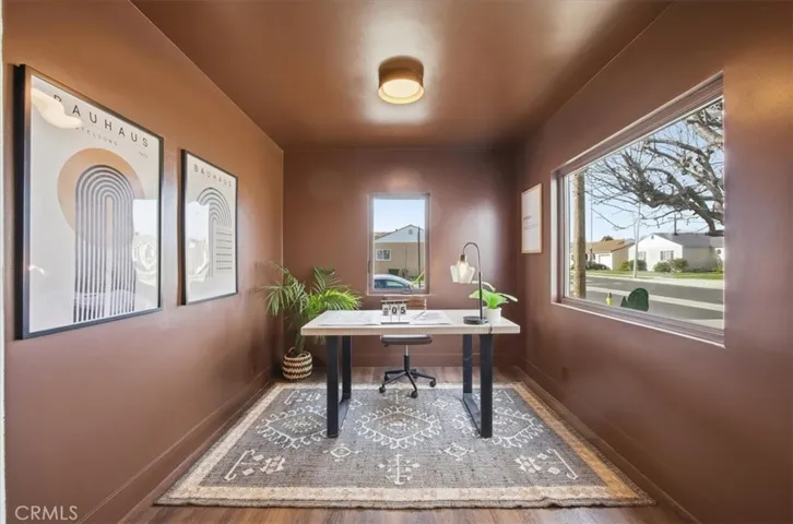 Bonus room makes perfect office or could be a 4th bedroom