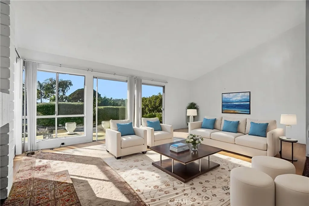 609 Calle Miguel, San Clemente, California 92672 home-pic-9