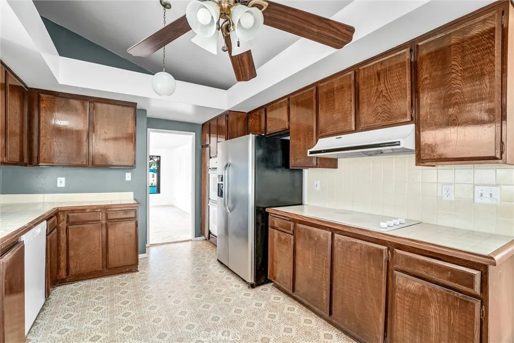 609 Calle Miguel, San Clemente, California 92672 home-pic-20