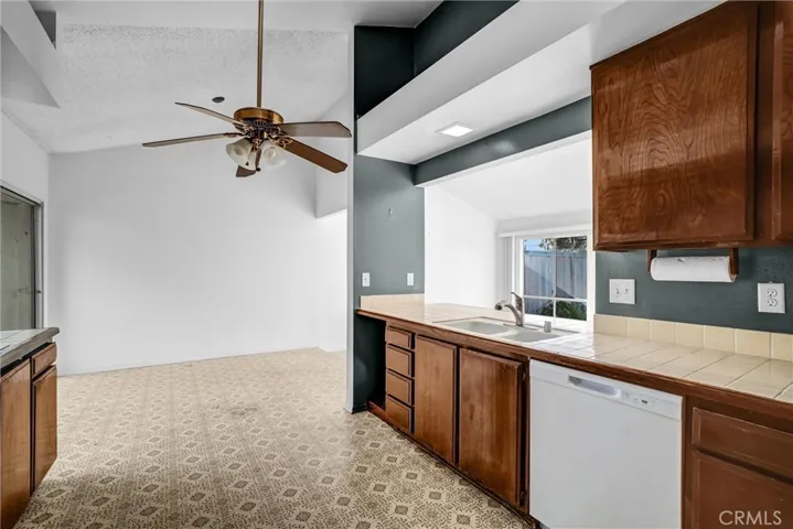 609 Calle Miguel, San Clemente, California 92672