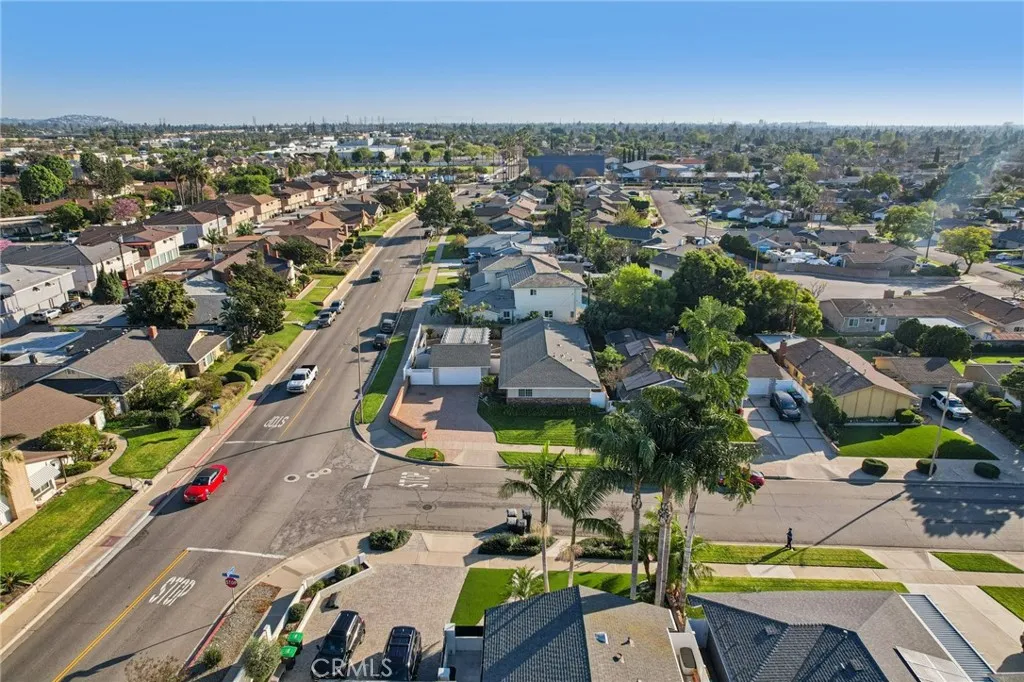 1248 E Saint James, Orange, California 92865 home-pic-42