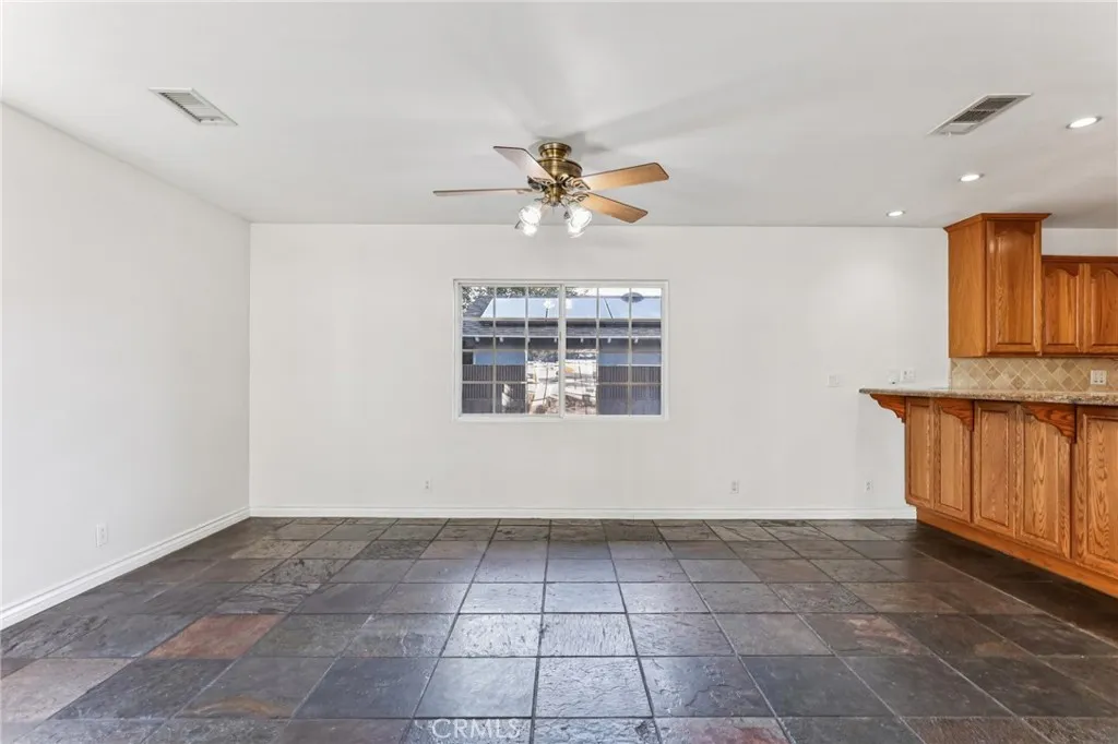 1248 E Saint James, Orange, California 92865 home-pic-10