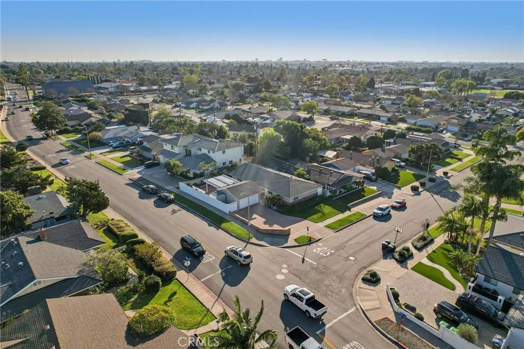 1248 E Saint James, Orange, California 92865 home-pic-39