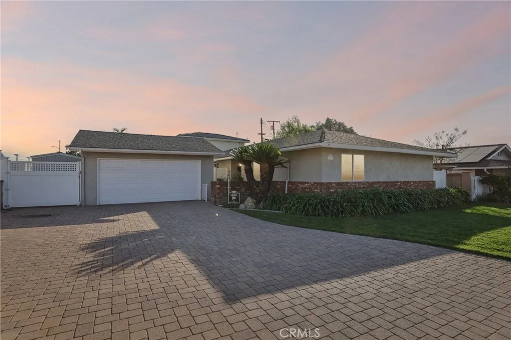 1248 E Saint James, Orange, California 92865 home-pic-34