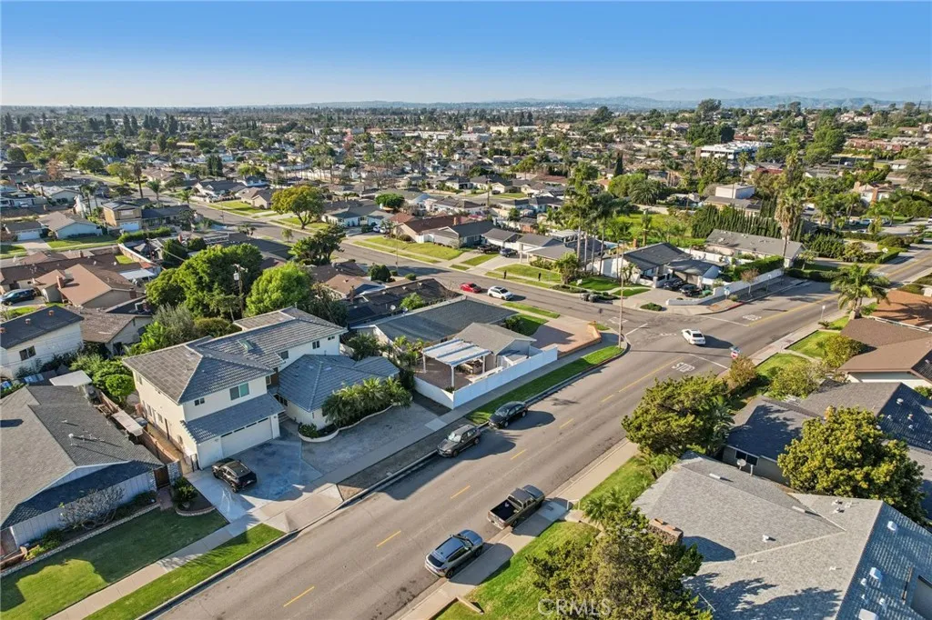 1248 E Saint James, Orange, California 92865 home-pic-40