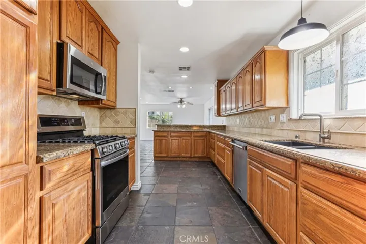1248 E Saint James, Orange, California 92865