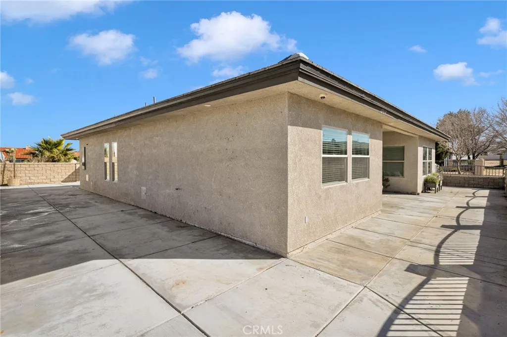 12634 Spring Valley Parkway, Victorville, California 92395 home-pic-41