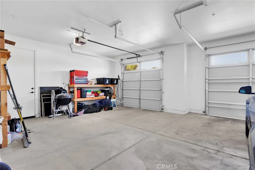 12634 Spring Valley Parkway, Victorville, California 92395 home-pic-34