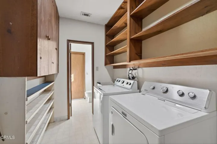 28 29-web-or-mls-Upmarketmedia_2170Lad-0