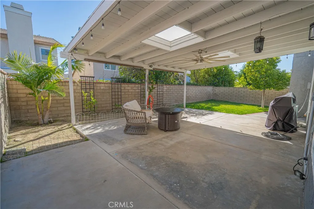 27738 Hyssop Lane, Saugus, California 91350 home-pic-33