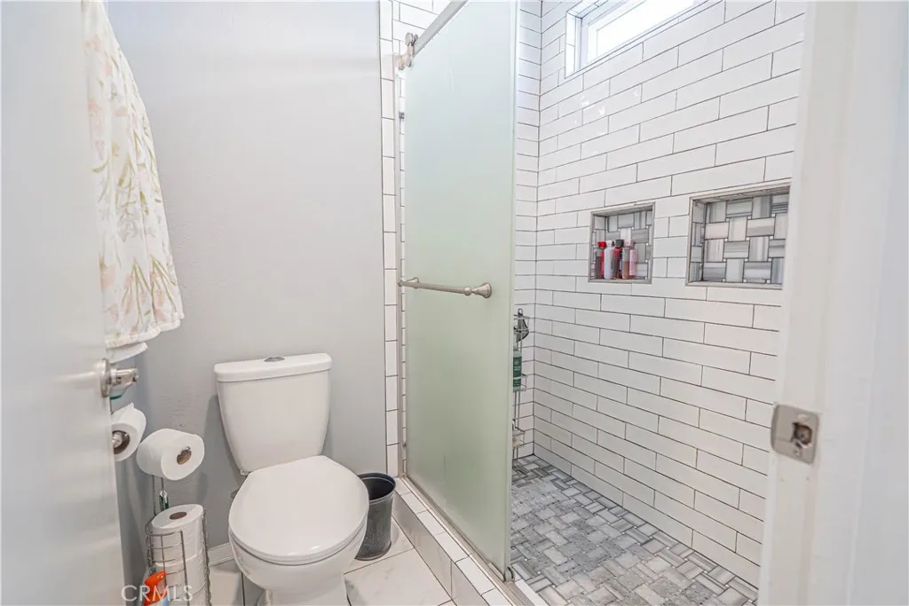27738 Hyssop Lane, Saugus, California 91350 home-pic-25