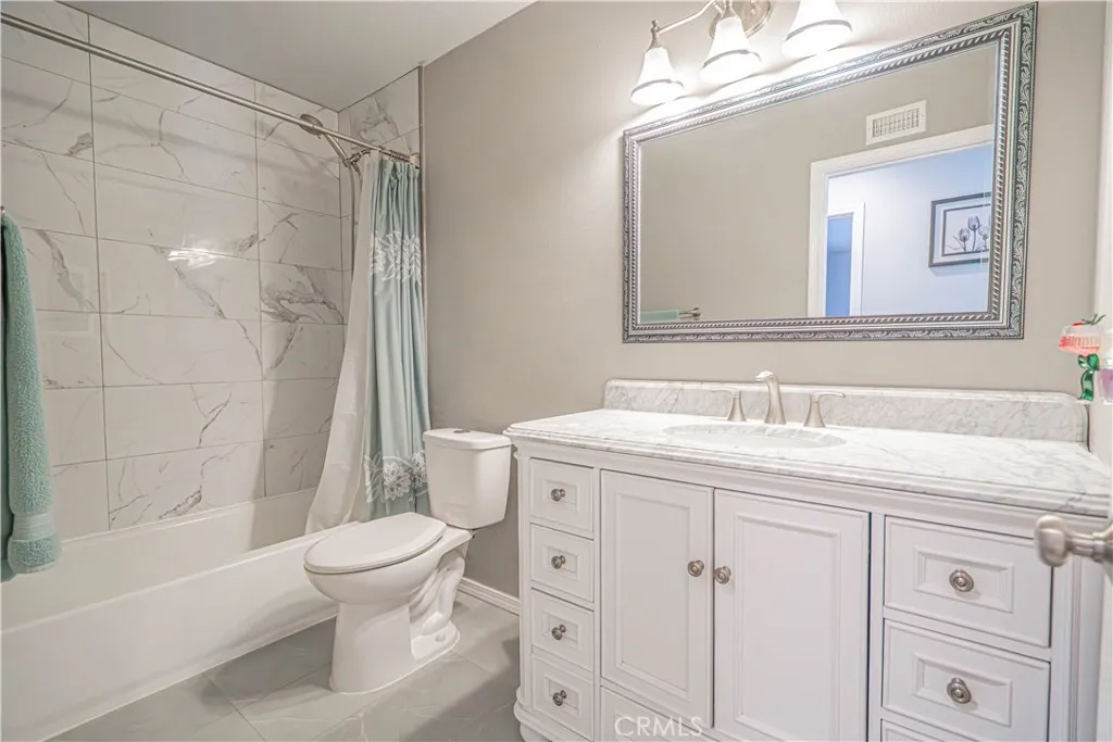 27738 Hyssop Lane, Saugus, California 91350 home-pic-30
