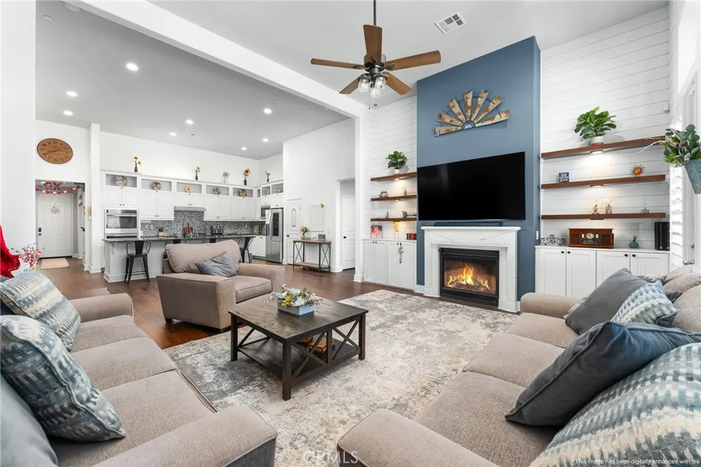 35256 Thorpe Trail, Beaumont, California 92223 home-pic-3