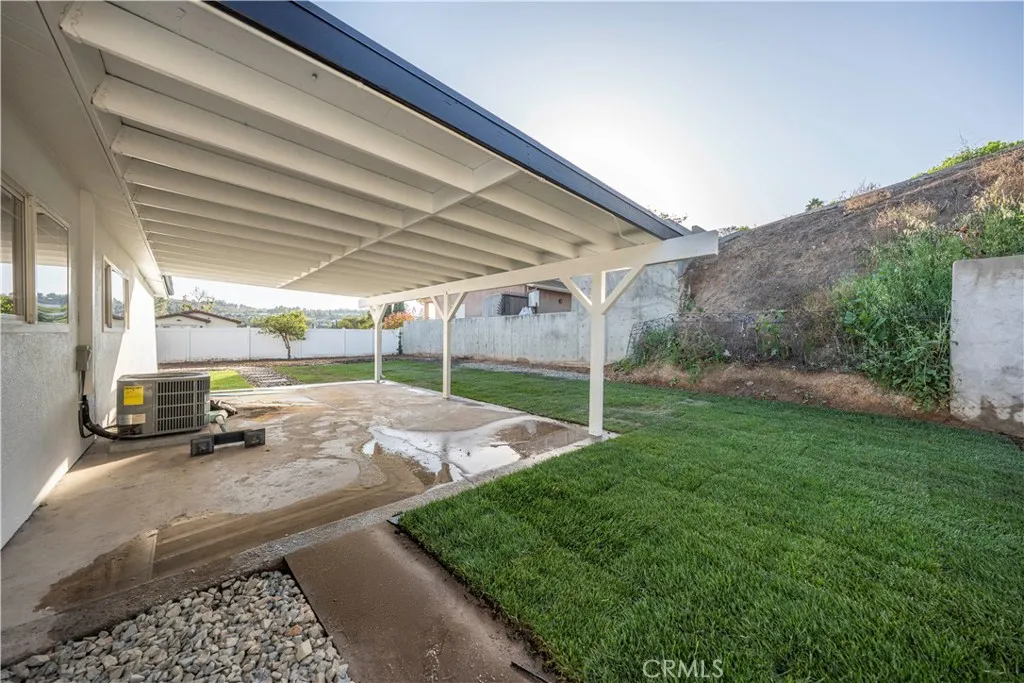 1061 La Casa, La Habra, California 90631 home-pic-13