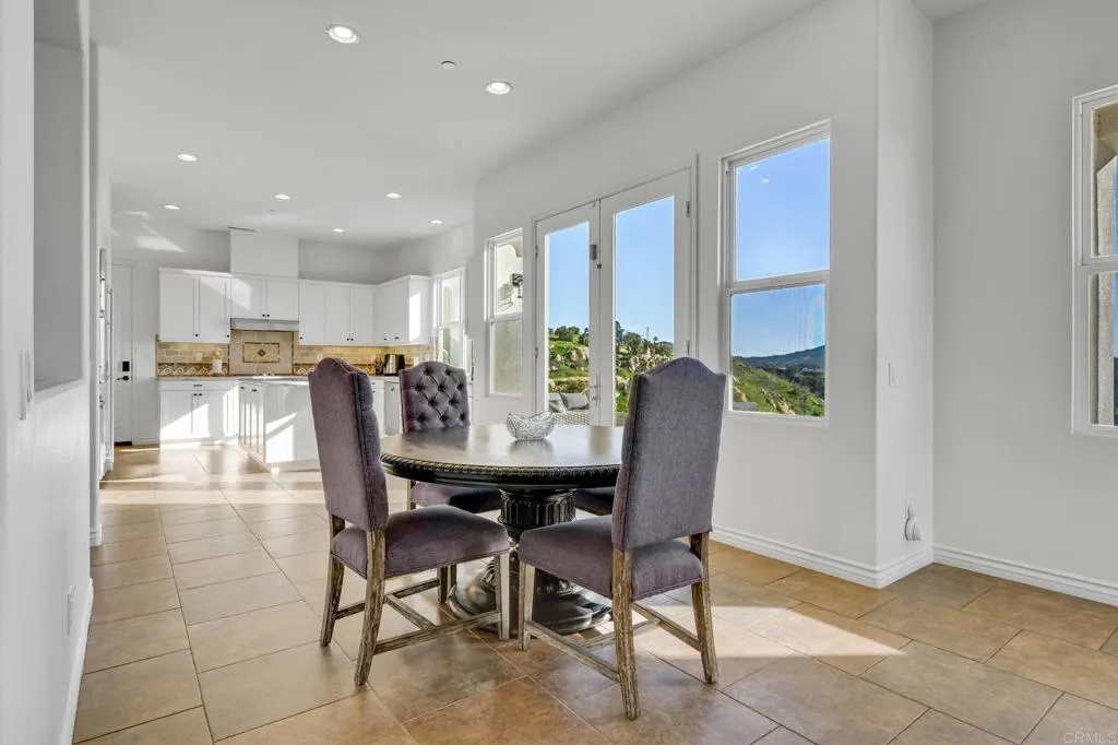 30809 Chateau Haut Briant, Bonsall, California 92003 home-pic-16