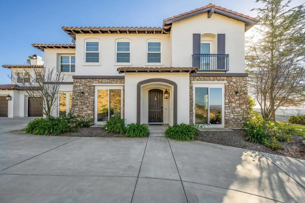 30809 Chateau Haut Briant, Bonsall, California 92003 home-pic-7