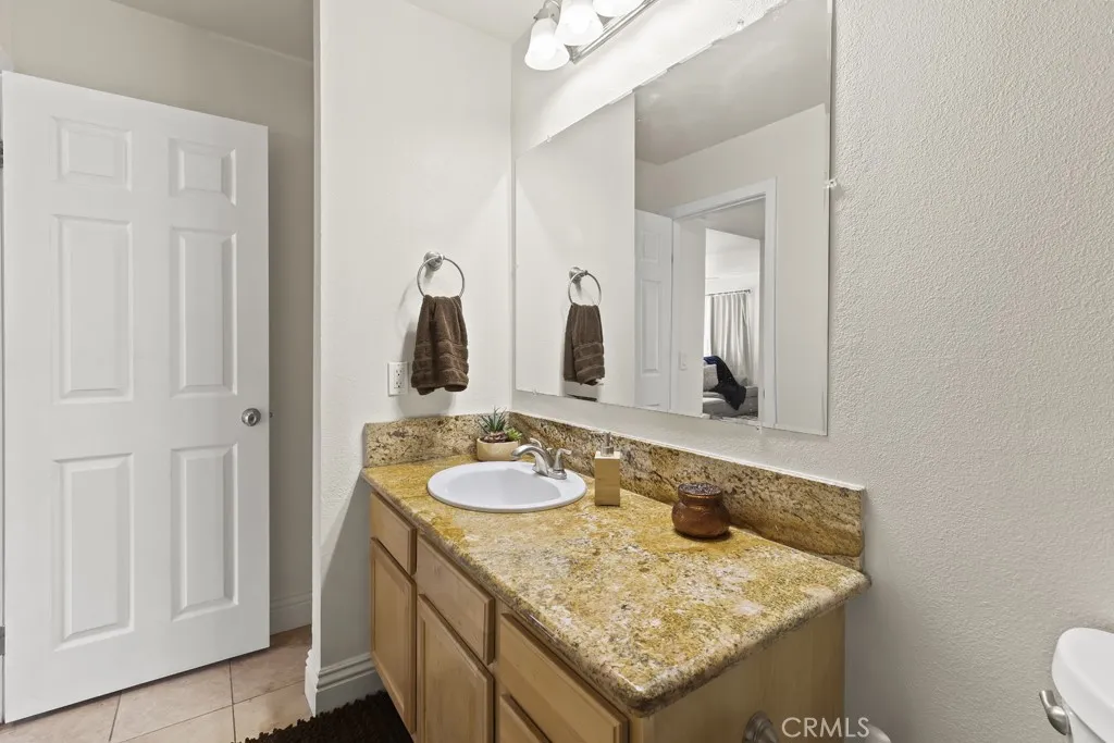 2320 Del Mar 102, Corona, California 92882 home-pic-16