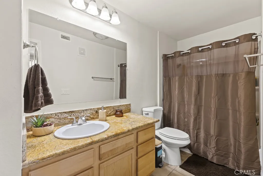 2320 Del Mar 102, Corona, California 92882 home-pic-15