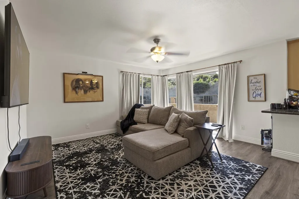 2320 Del Mar 102, Corona, California 92882 home-pic-13