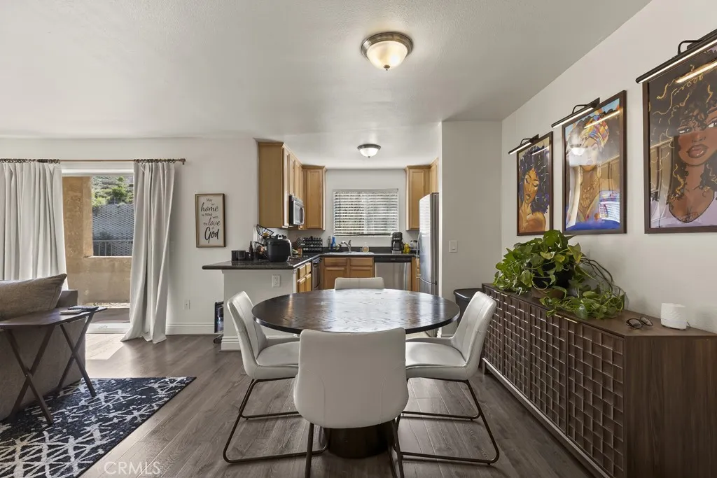 2320 Del Mar 102, Corona, California 92882 home-pic-7