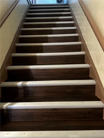 Stairs for front unit 3 bedroom. New flooring.
