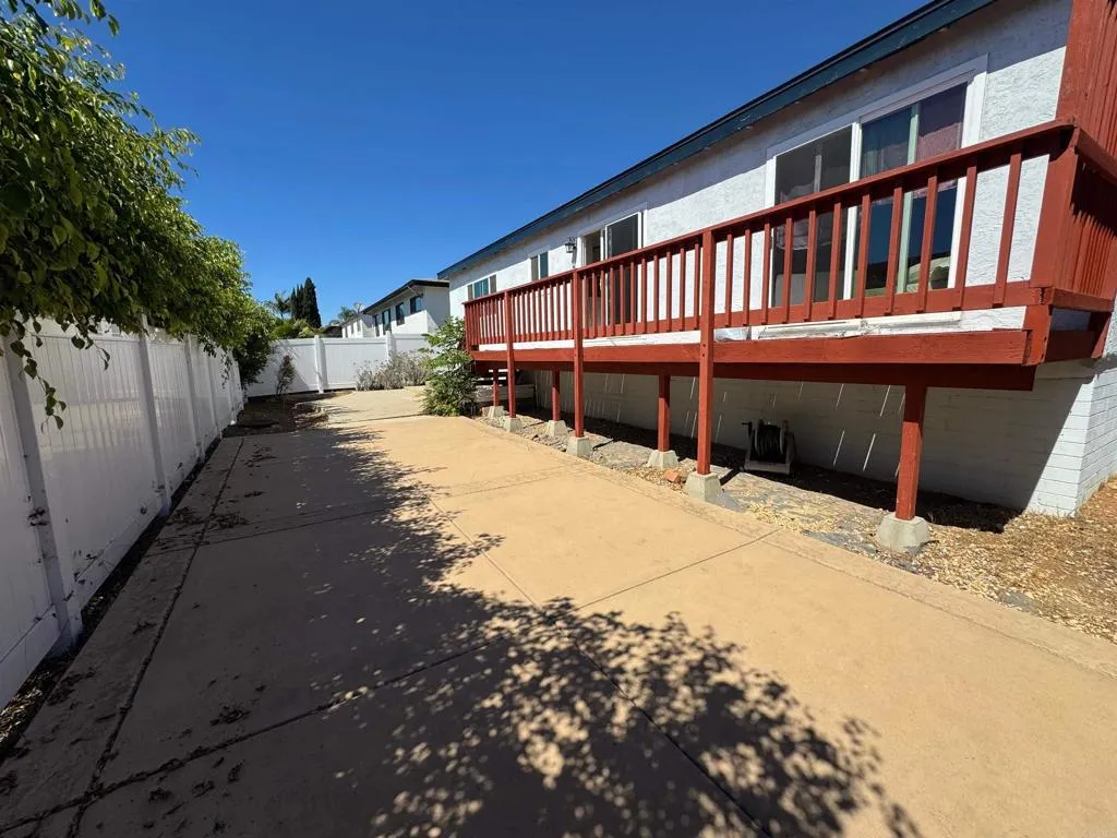 3932 Mount Acadia Boulevard, San Diego, California 92111 home-pic-15